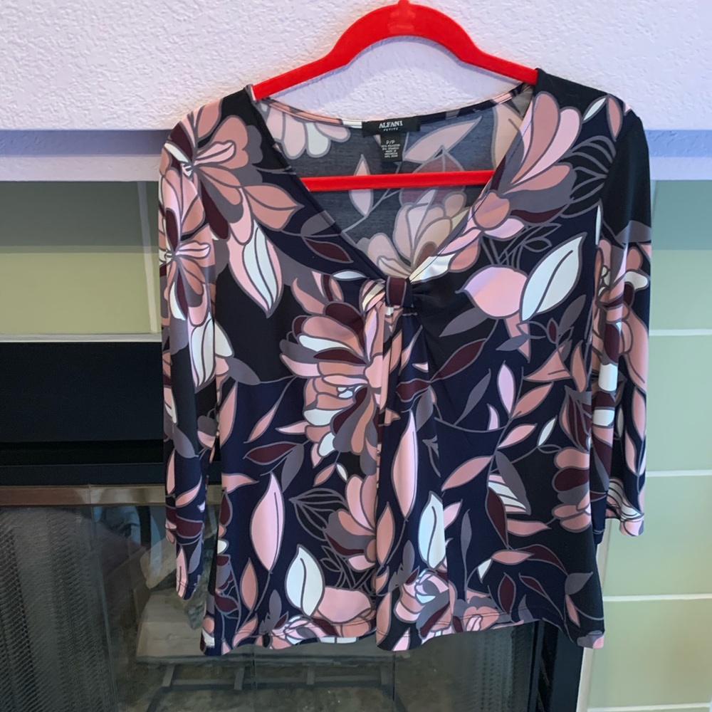 🌸ALFANI PETITE PRINTED TOP (P/P)🌸